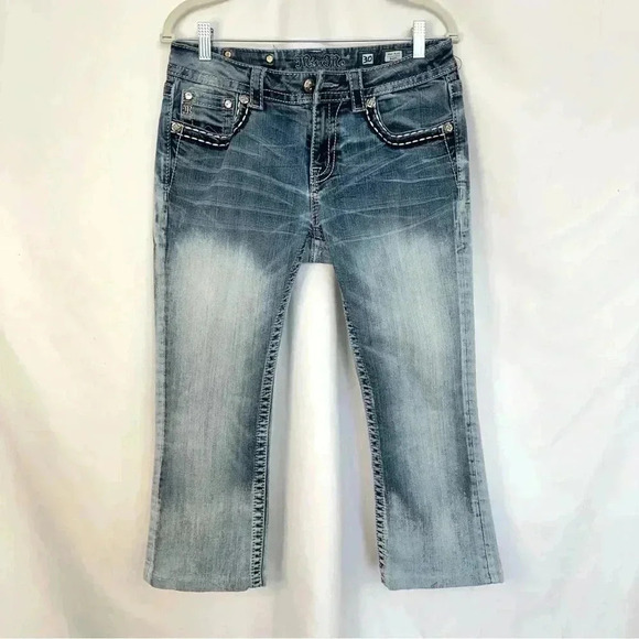 Miss Me Jeans Mid Rise Bootcut Embellished Back Pockets‎ Cropped Womens Sz 30 - Picture 1 of 16